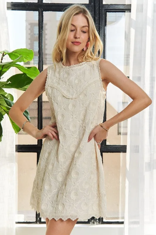 Ivory Applique Lace Sleeveless Shift Dress