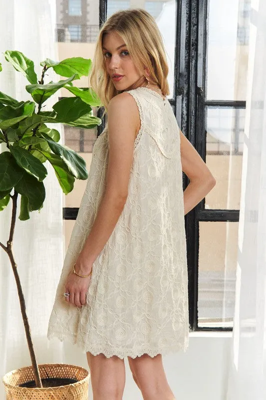 Ivory Applique Lace Sleeveless Shift Dress