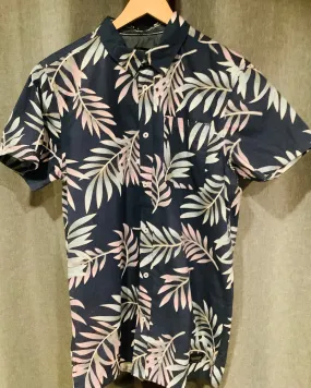 SILVER JEANS CO. TROPICAL PRINTED SHIRT