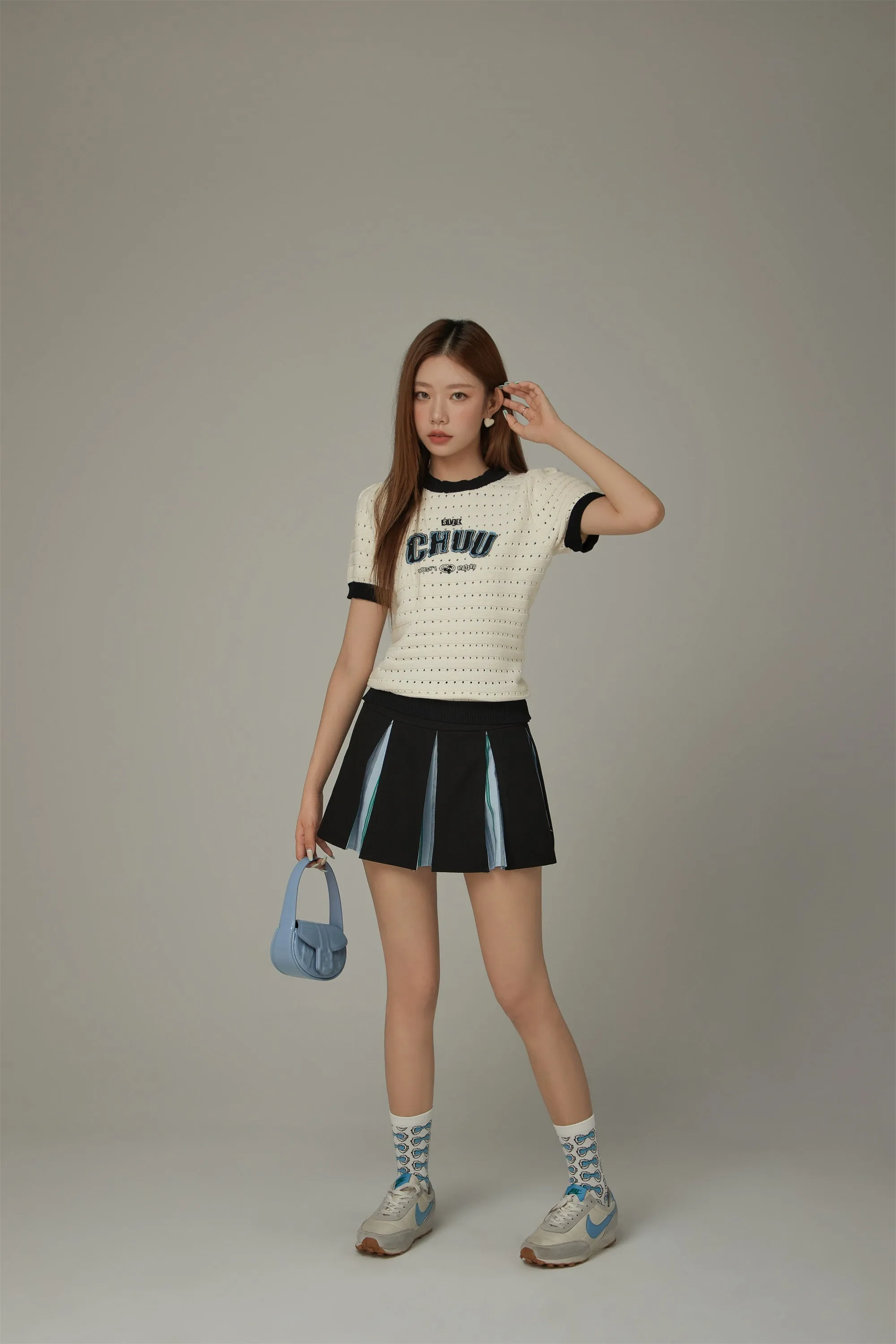 Size Doesnt Matter Color Hole Pattern Preppy Logo Knit Top