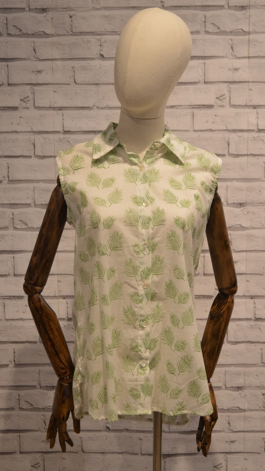 Sleeveless MINT green cotton shirt